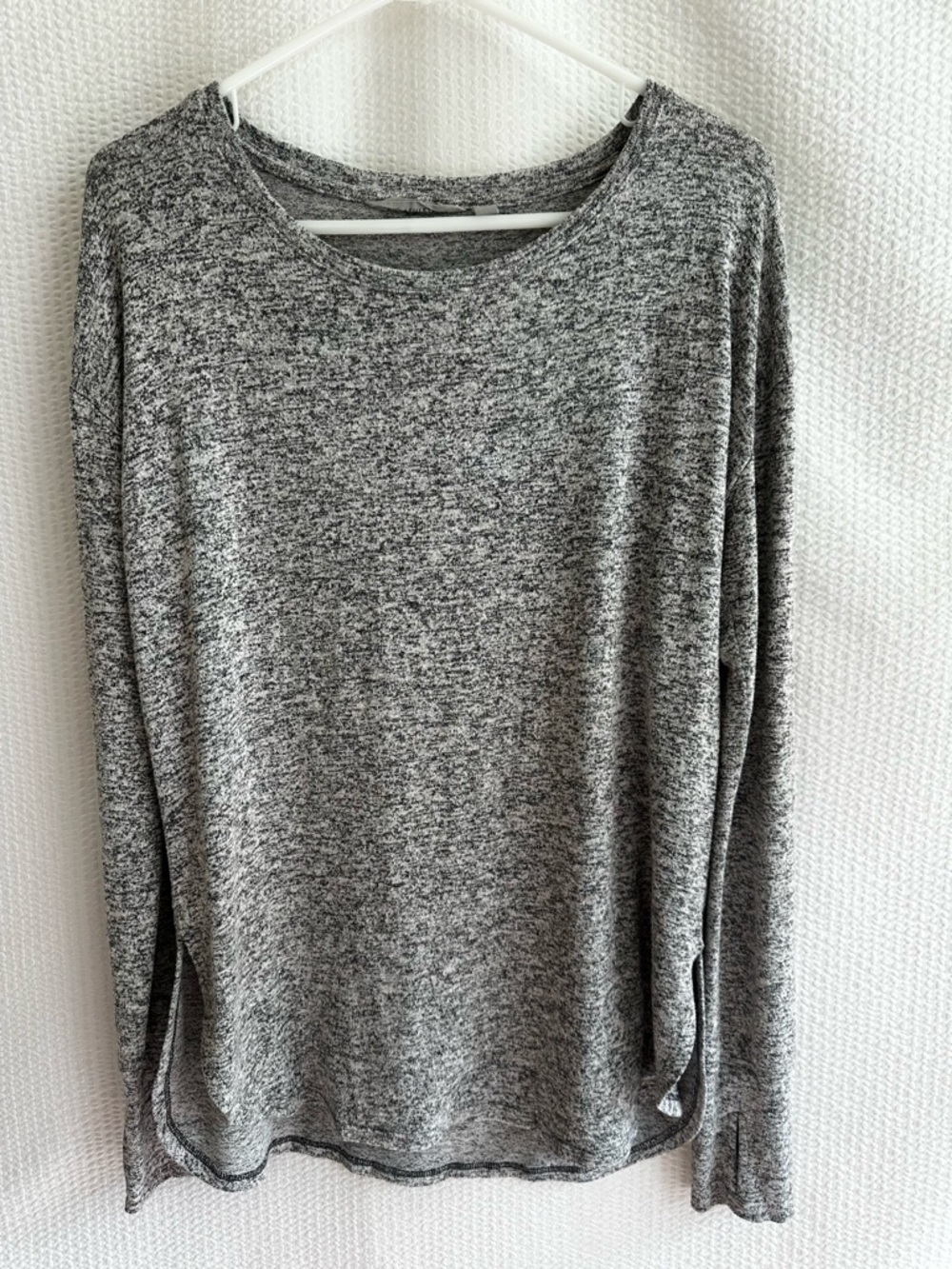 Athleta Luxe Pose Marled Gray Long Sleeve Tunic Top Thumbholes Women’s Medium